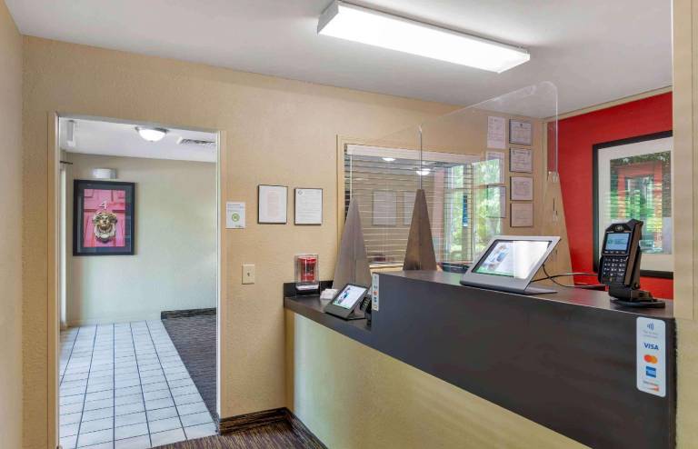 Extended Stay America Select Suites - Atlanta - Kennesaw Chastain Rd. — photo 3