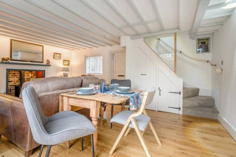 Wonderful cottage with yard | Pets allowed — photo 4