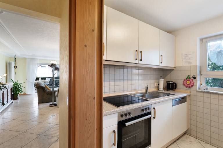 Landhaus Apartment with Private Terrace, Shared Garden and Wi-Fi — photo 5