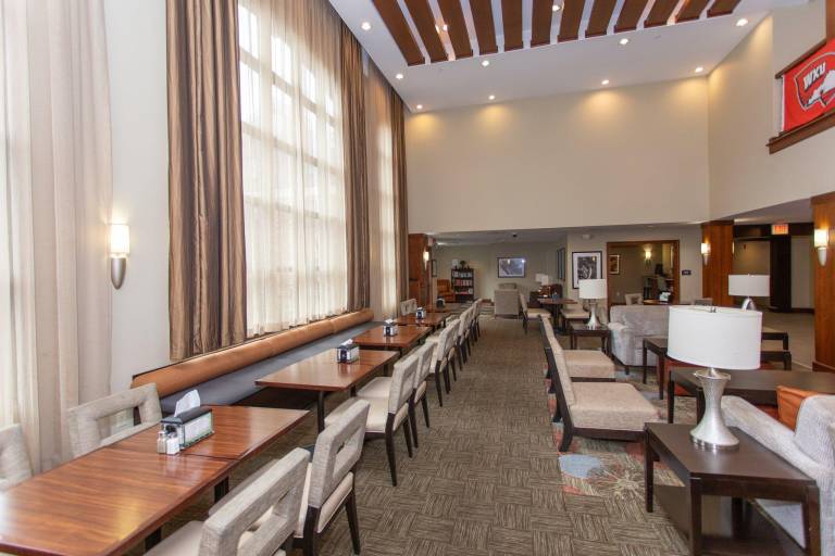 Staybridge Suites Bowling Green By IHG — photo 5