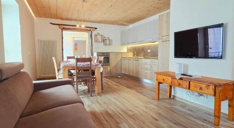 Apartment with 2 rooms for 8 persons in Moena