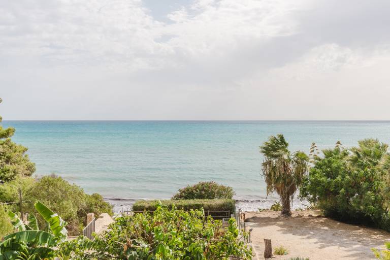 Beautiful villa with garden, fast internet & barbeque | Sea view | Pets are welcome — photo 2