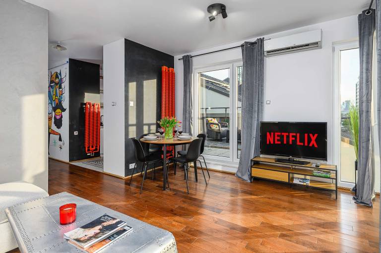 Children-friendly apartment with fast internet & patio | Pets are welcome — photo 2