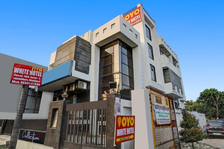 Hotel O The White Hotel