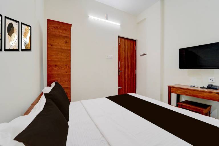 Super Collection O Ganapathy Near KK Nagar