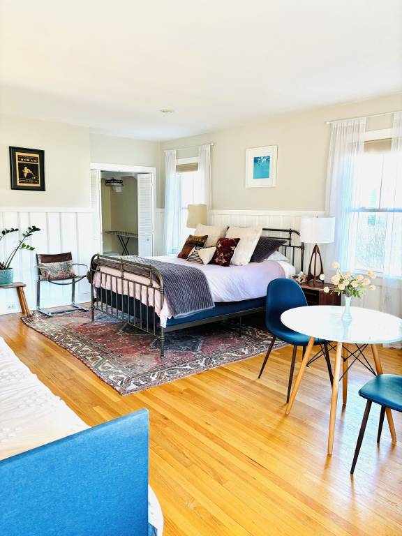 Apartment Turners Falls