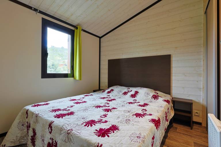 Children-friendly charming chalet with garden, patio & pool | Pets are welcome — photo 5