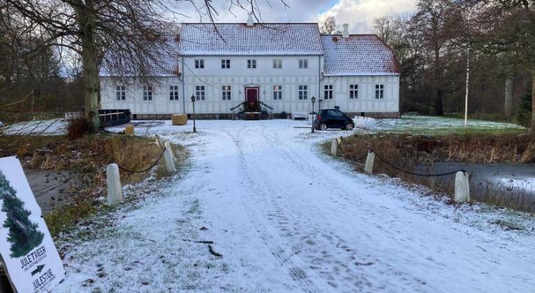 Serviced apartment with garden in Frederikshavn