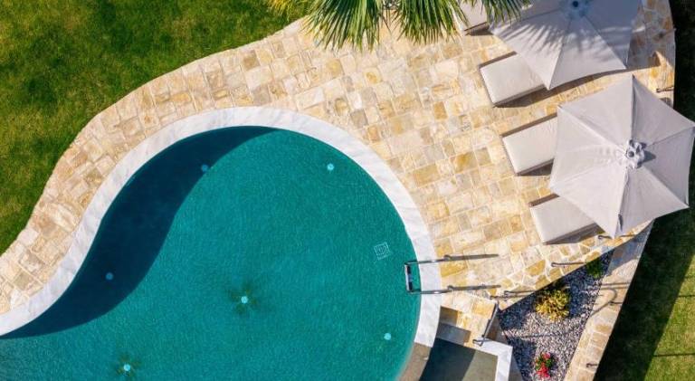 Villa with private pool, yard & barbeque in Corfu