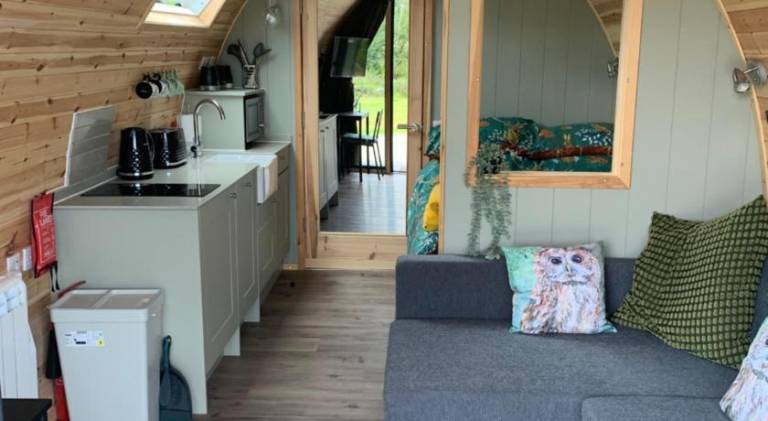 House with terrace, hot tub & grill | Good for workation — photo 2