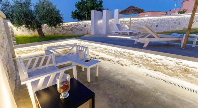 Villa Heated Private Pool & BBQ by ILIOS Georgioupoli — photo 4