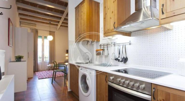 Holiday apartment | Near Sagrada Família | Pet-friendly — photo 2