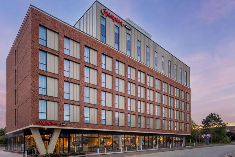 Hampton by Hilton Nuneaton — photo 2