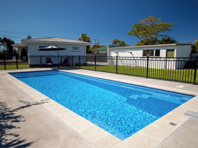 House  Riwaka