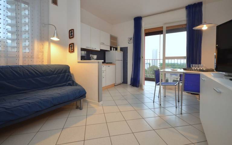 Comfortable flat near the beach — photo 5