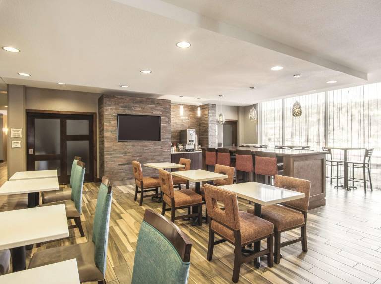 La Quinta Inn & Suites by Wyndham Durango — photo 5