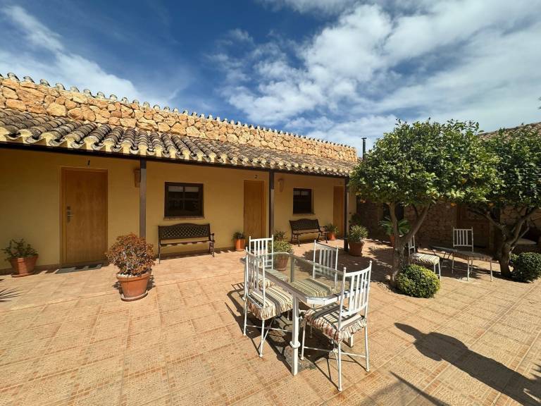 Villa Fuente Alamo
