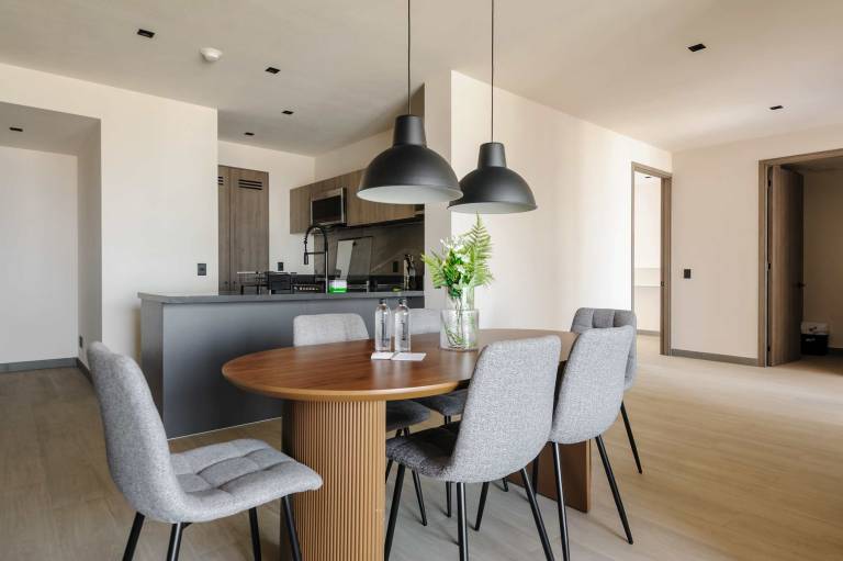 W Engaging 3BR w Balcony in Be Grand del Valle — photo 4