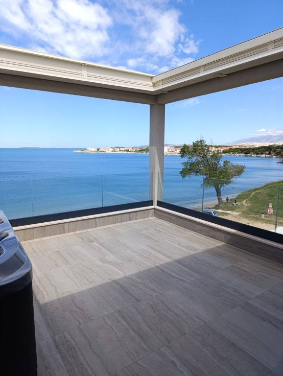 Beachfront penthouse Pearl — photo 4