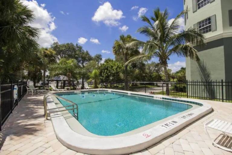 Condo  Golf Park