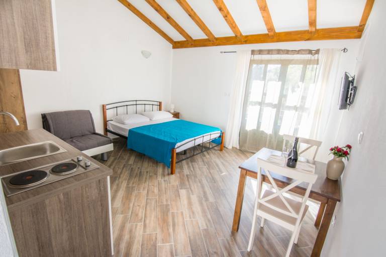 Ferienwohnung Tkon