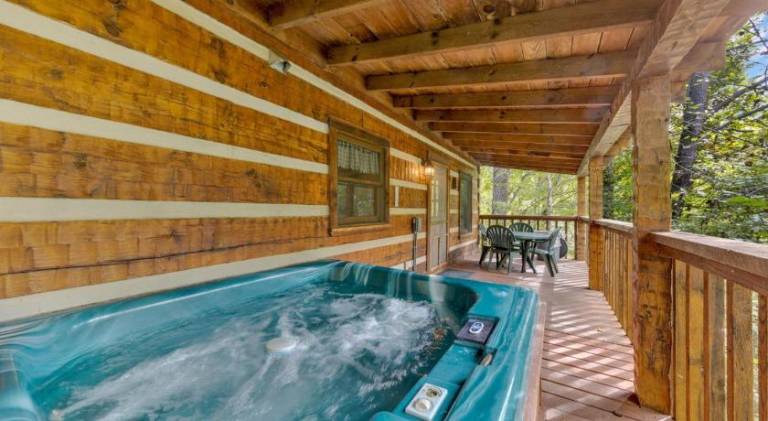 Whispers of the Smokies Hot Tub Pool Table Grill — photo 3