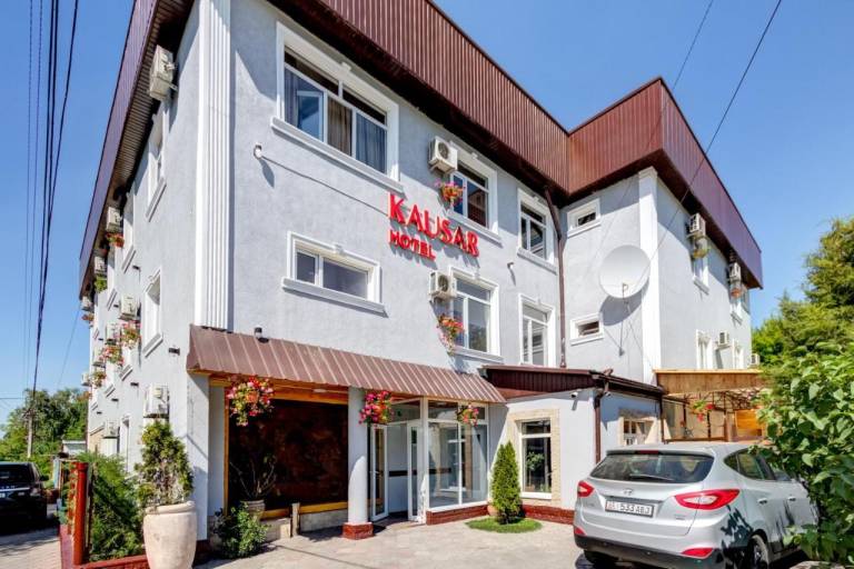 Hotel Kausar in Bishkek
