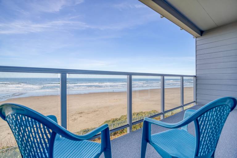 Condo Newport