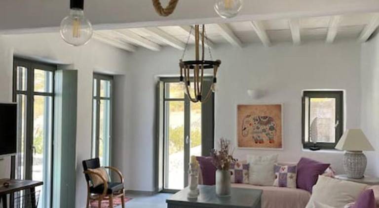 Fully equipped pleasant villa with yard, terrace & private pool | Suitable for remote work | Pet-friendly — photo 4