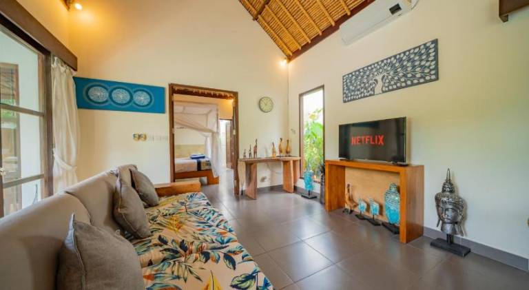 Child-friendly wonderful house with private pool, terrace & garden | Good for workation | Pet-friendly — photo 3