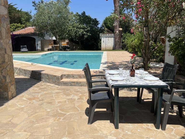 Spacious house with private pool near the beach - up to 10 people — photo 3