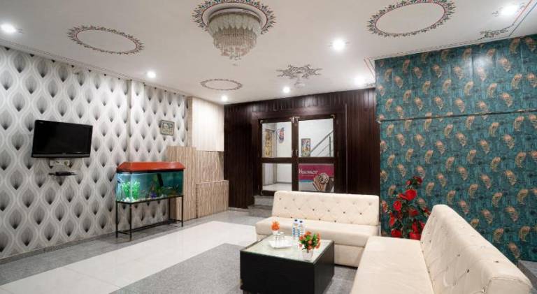 Tripli Hotels Arunoday Palace — photo 3