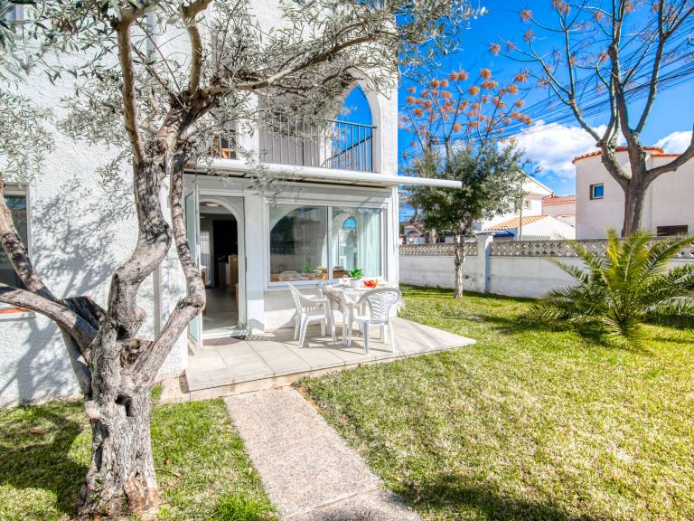 Ferienwohnung in Empuriabrava, Costa Brava für max. 4 Personen Ferienwohnung in Empuriabrava, Costa Brava für max. 4 Personen