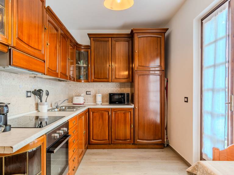 Child-friendly holiday apartment with garden, grill & terrace | Pet-friendly — photo 3