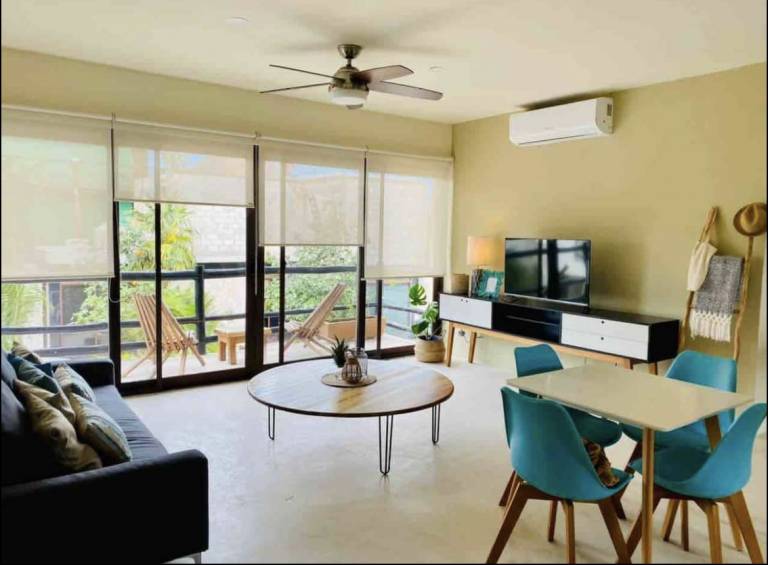 Holiday apartment with pool & yard | Garden view — photo 5