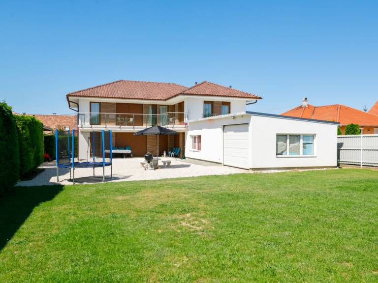 Ferienwohnung  Szólád