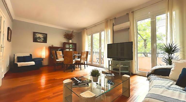 Charming apartment | Good for workation | Pets are welcome in Barcelona