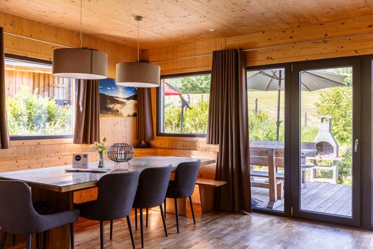 Fully equipped ample chalet with garden, terrace & barbecue | Mountain view | Next to the ski | Dogs allowed — photo 4
