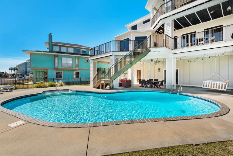 House Lafitte Cove