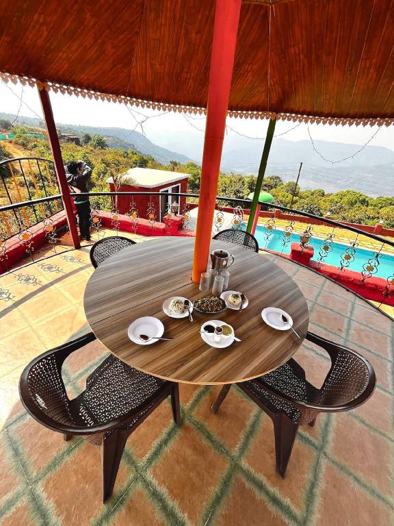 Triveni Stays Athenian 7 BHK With Pool in mahabale — photo 3