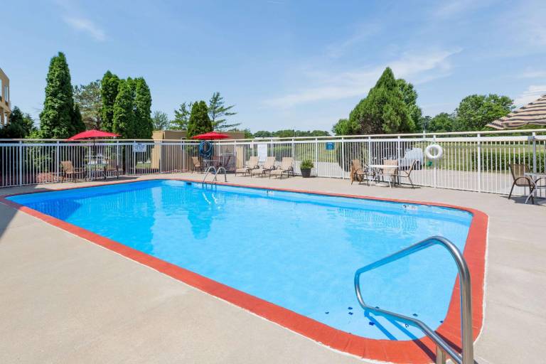 Days Inn by Wyndham Des Moines-West Clive — photo 3