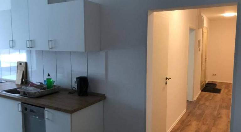 Apartment with yard — photo 4