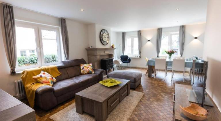 350 m&sup2; Ferienhaus