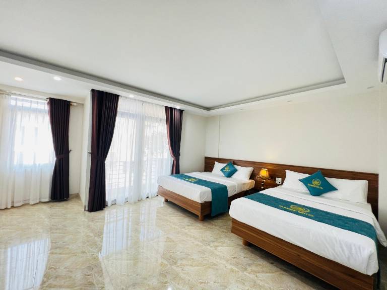 SUNRISE MOTEL in Ha Long