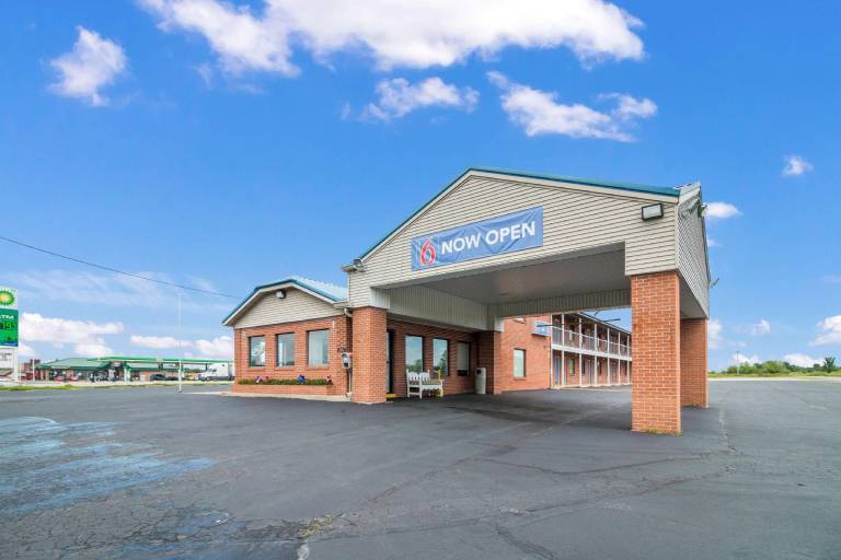 Motel 6 Metropolis, IL — photo 5