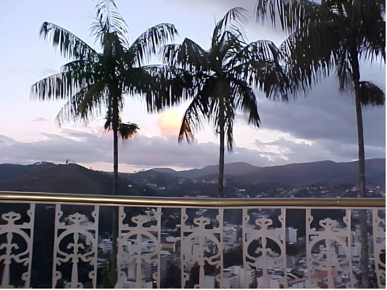 Hotel Dominguez Master