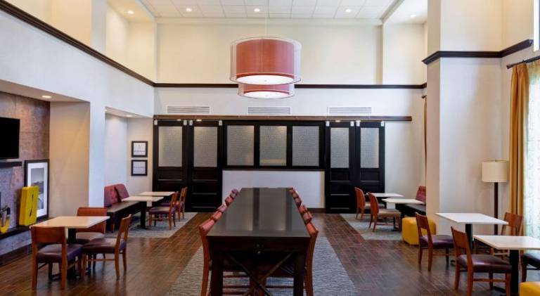 Hampton Inn & Suites Rohnert Park - Sonoma County — photo 3