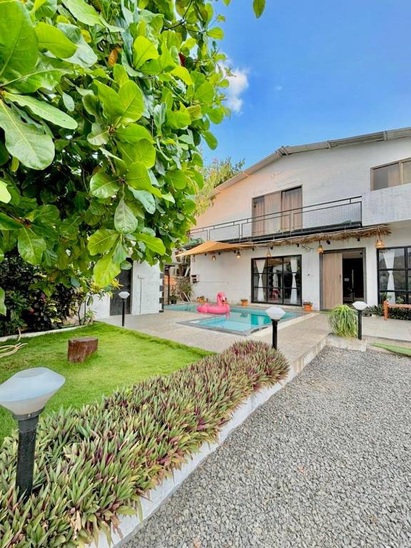 Makaan at Lonavla 4BHK Private Pool in Lonavla in Khandala