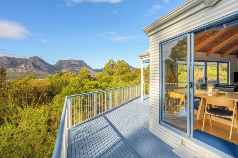 House Coles Bay