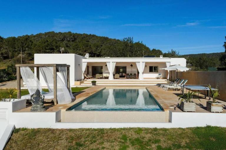 New Villa Can Vinyes